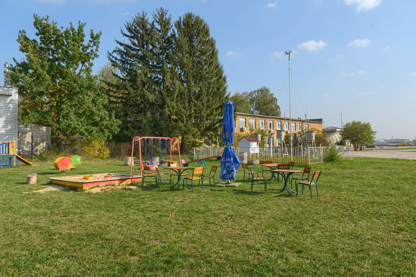 Air Museum Playground backplate