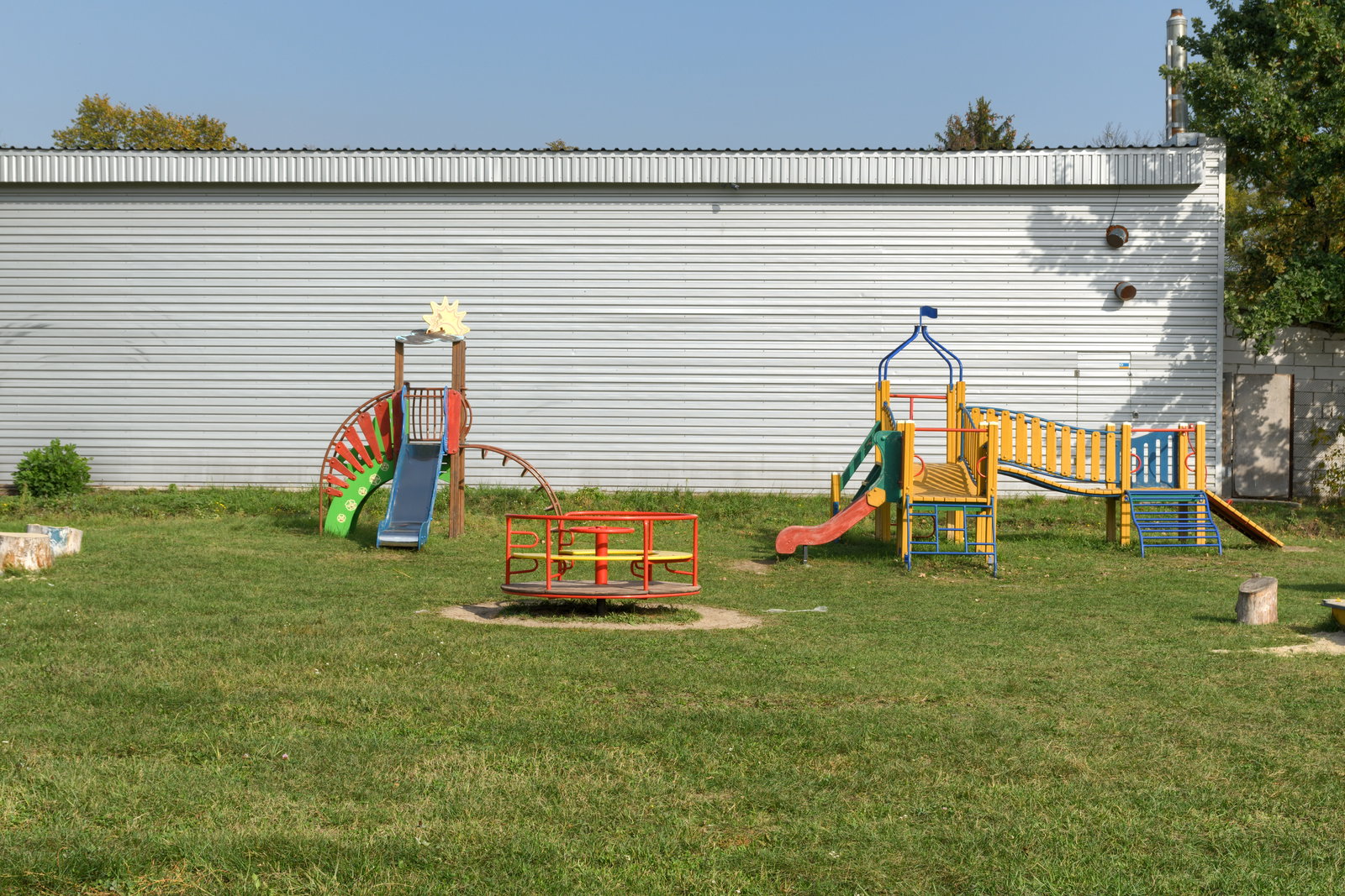 Air Museum Playground backplate