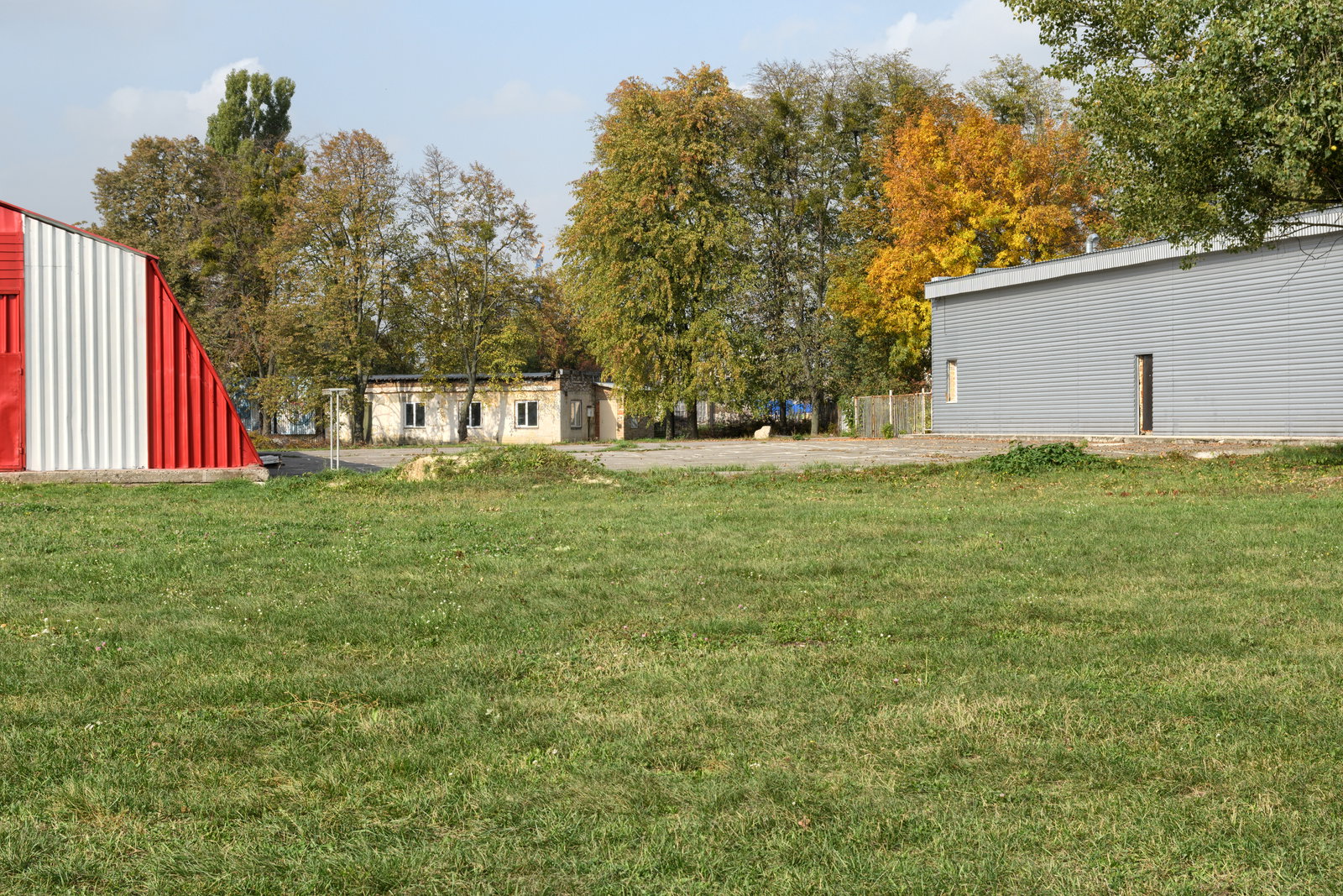 Air Museum Playground backplate
