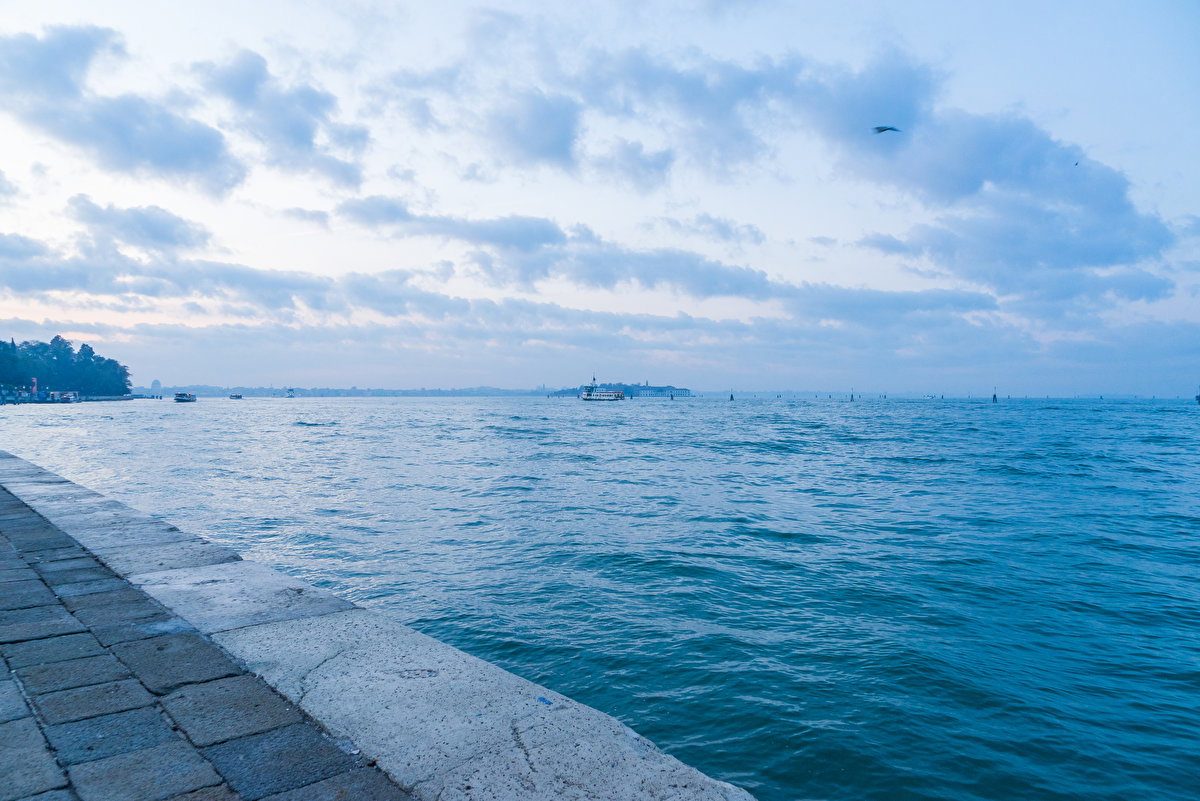 Venice Dawn 1 backplate