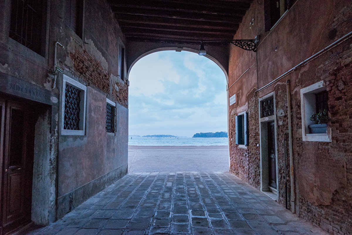 Venice Dawn 1 backplate
