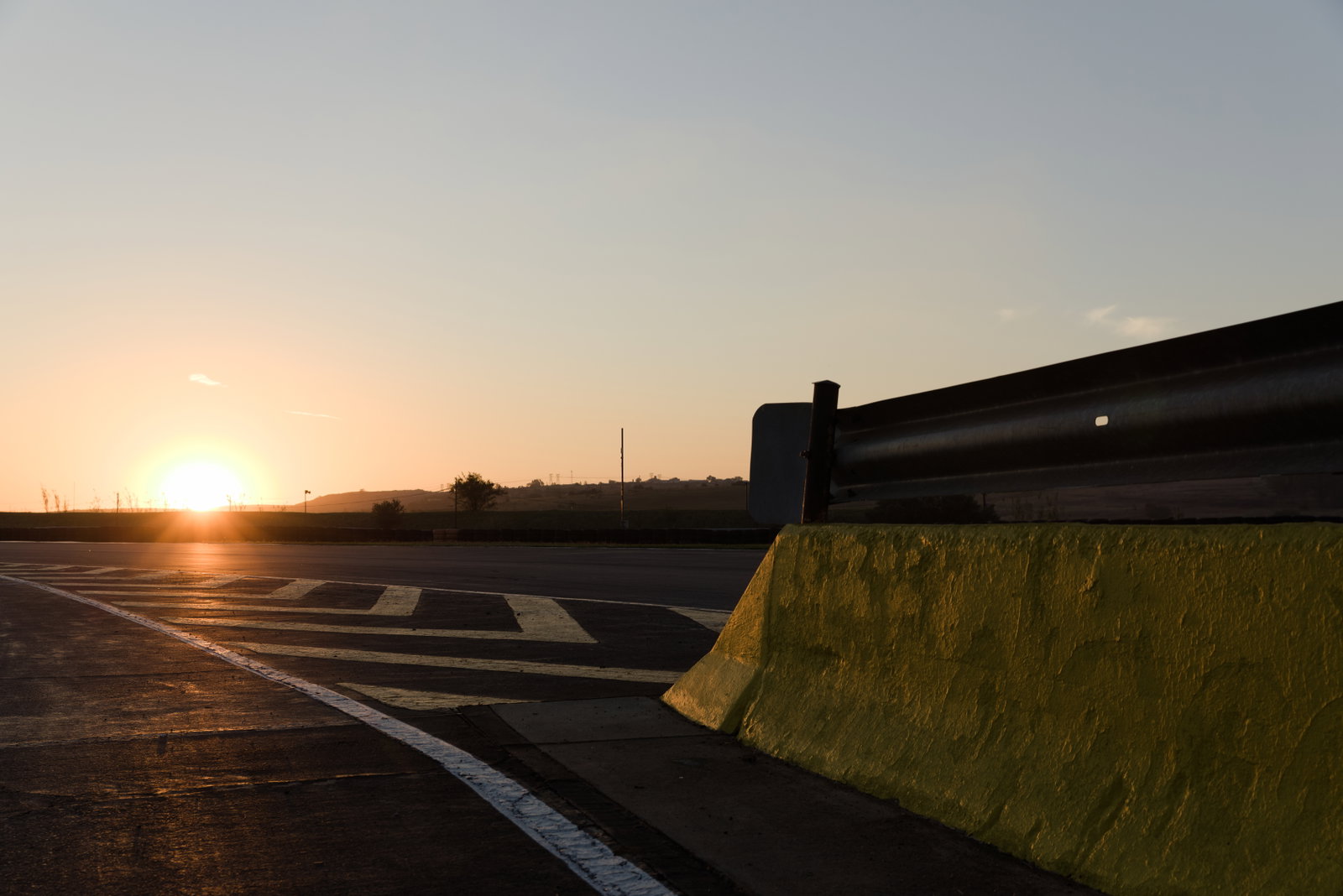 Zwartkops Straight Sunset backplate