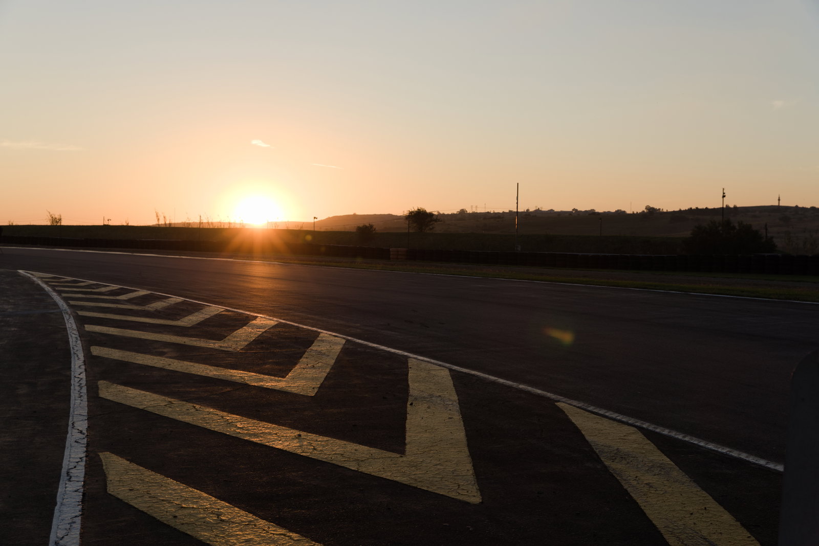 Zwartkops Straight Sunset backplate