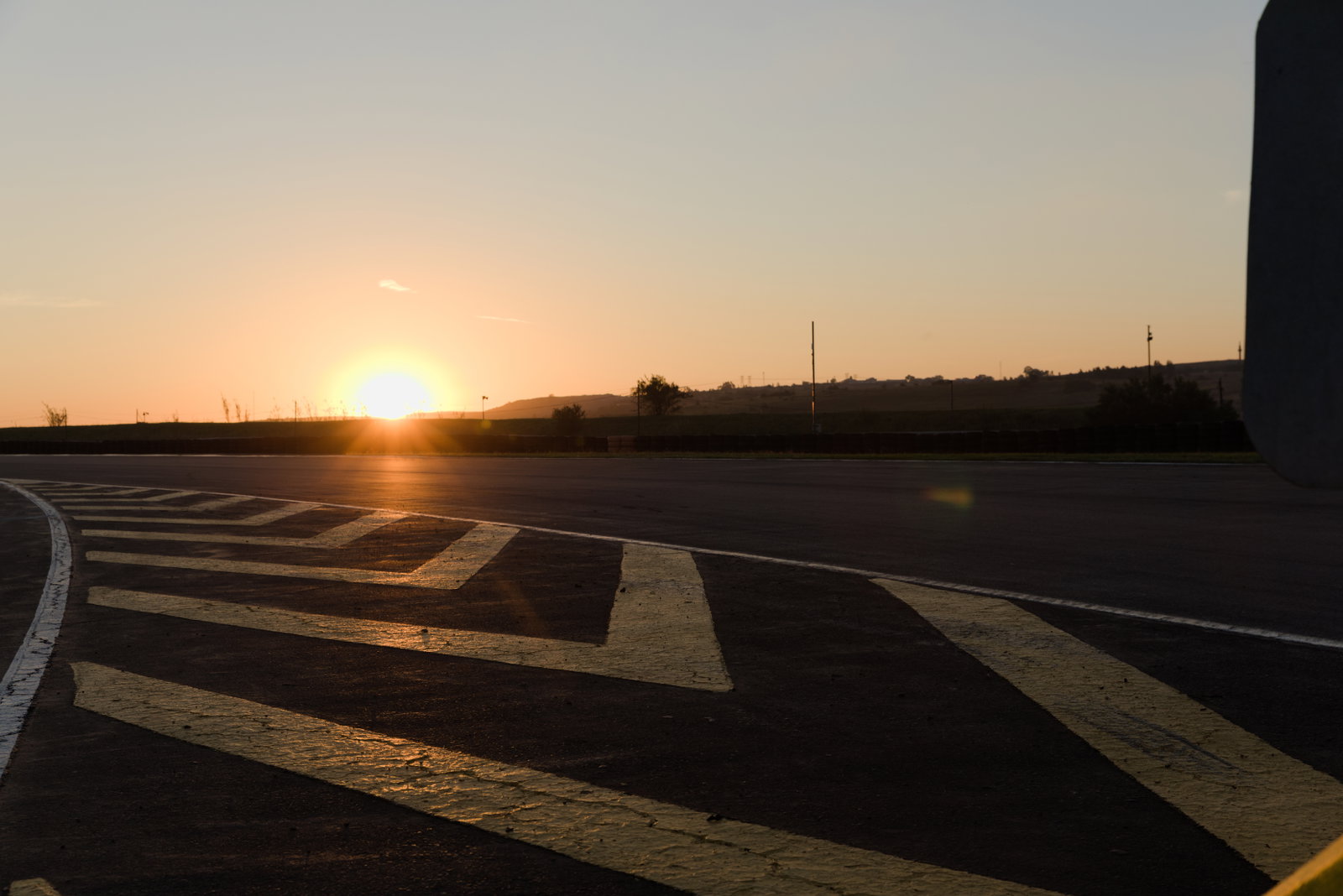 Zwartkops Straight Sunset backplate