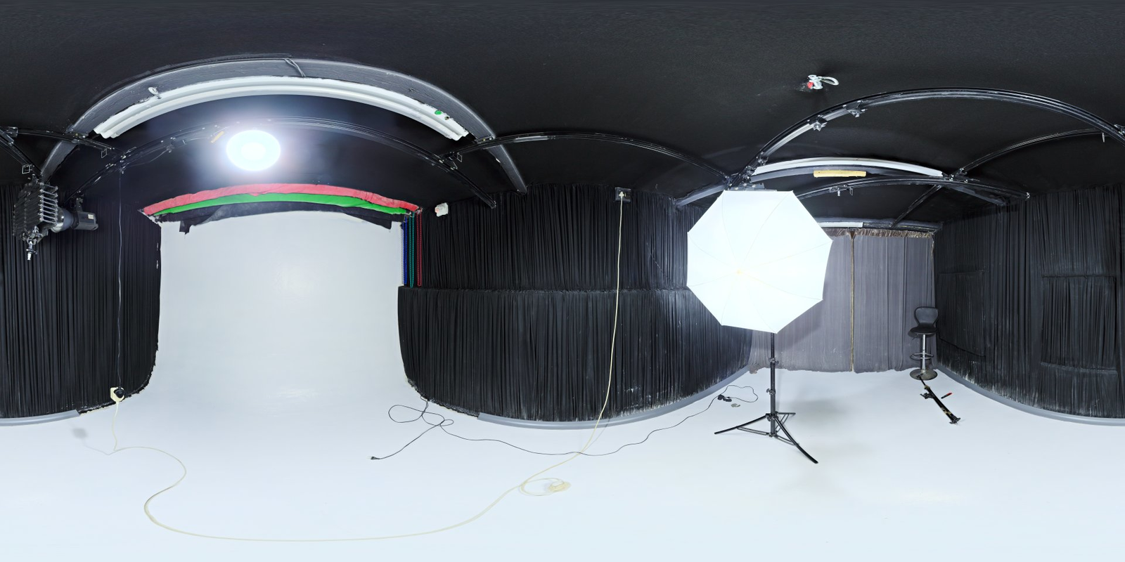 Studio Small 03