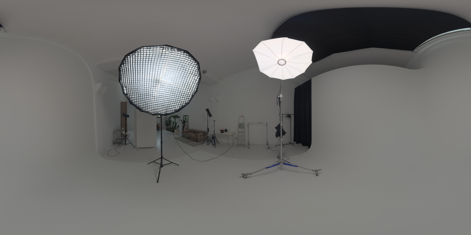 White Studio 02