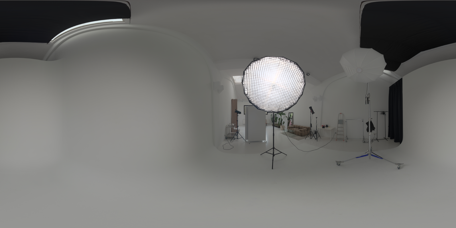 White Studio 03