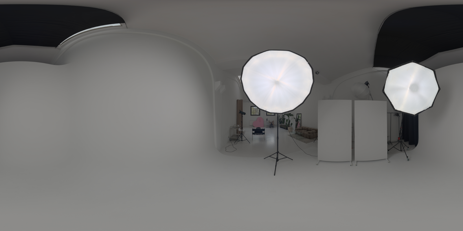 White Studio 04