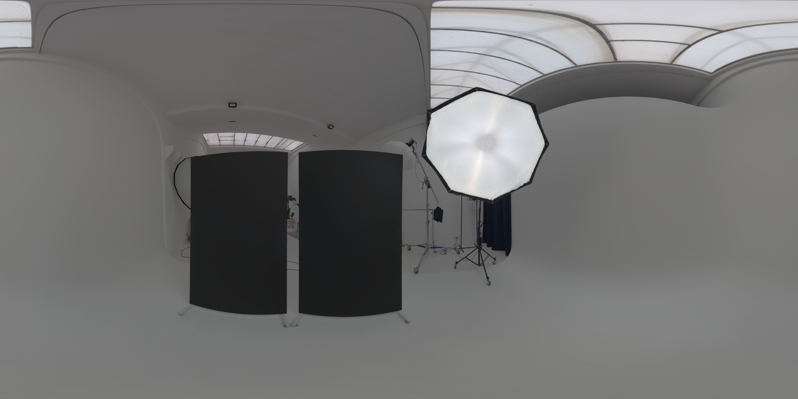 White Studio 05