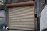 Rusty Metal Shutter - Context_01