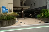 Square Tiles 03 - Context_01