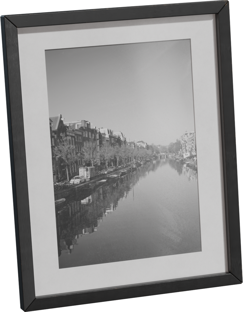 Standing Picture Frame 01 — free decorative CC0 3D model, rendered preview